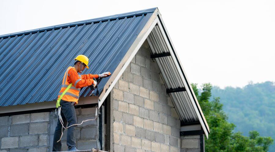 Expert Emergency Roof Repairs services in Brisbin, PA